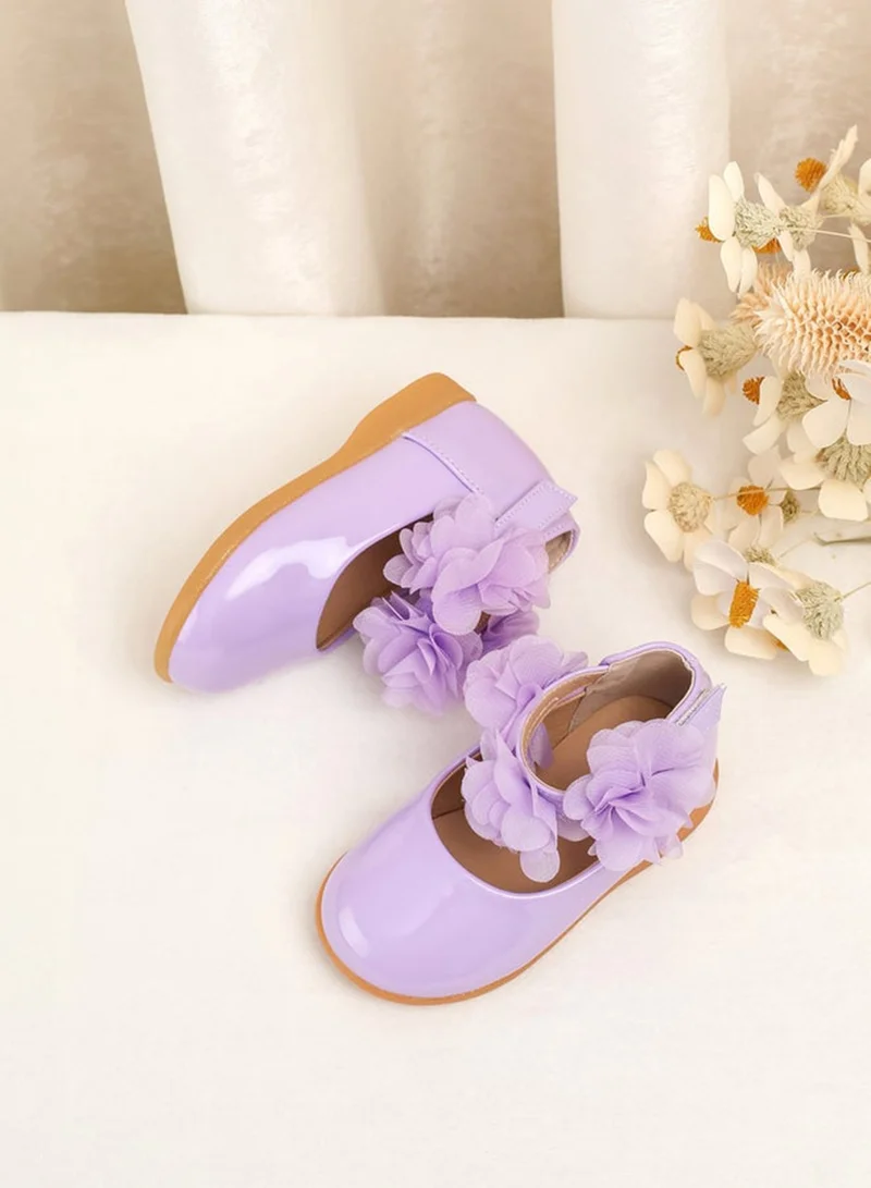 تايك تو حذاء باليرينا فلات بتزيين زهرة